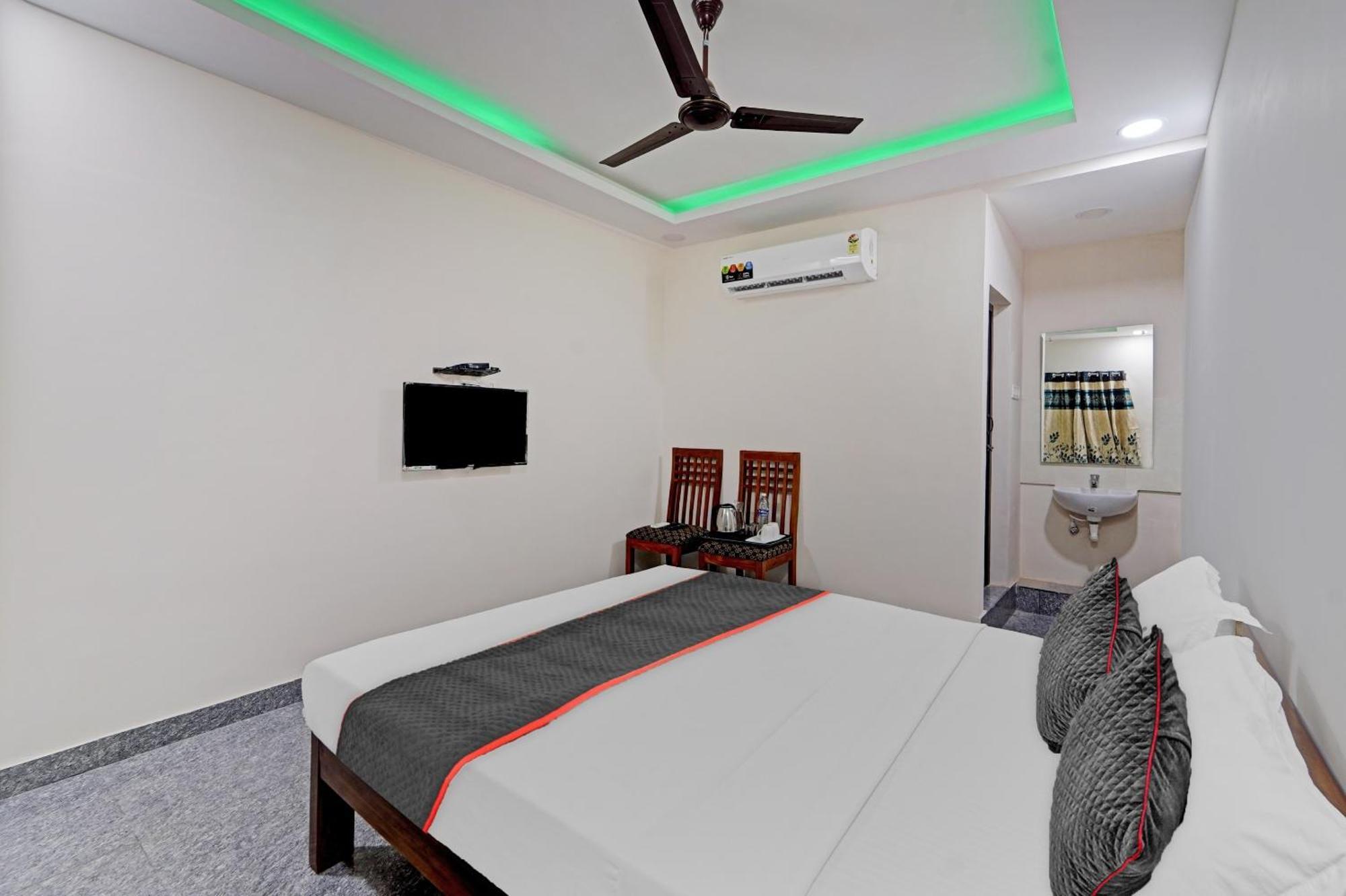 Super Townhouse 1096 Hotel Redfox Nungambakkam Near Apollo & Shankar Nethralaya Hospital Chennai Exterior foto